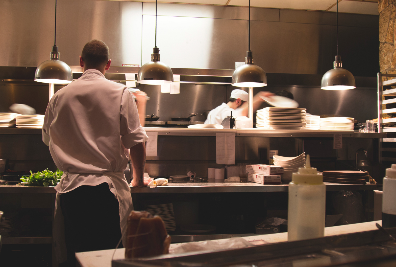 Restaurantbransjen opplever en mangel på arbeidskraft